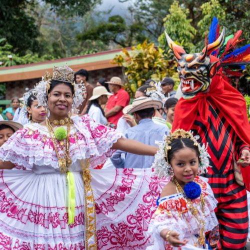 Immerse yourself in the Vibrant Panamanian Festivals